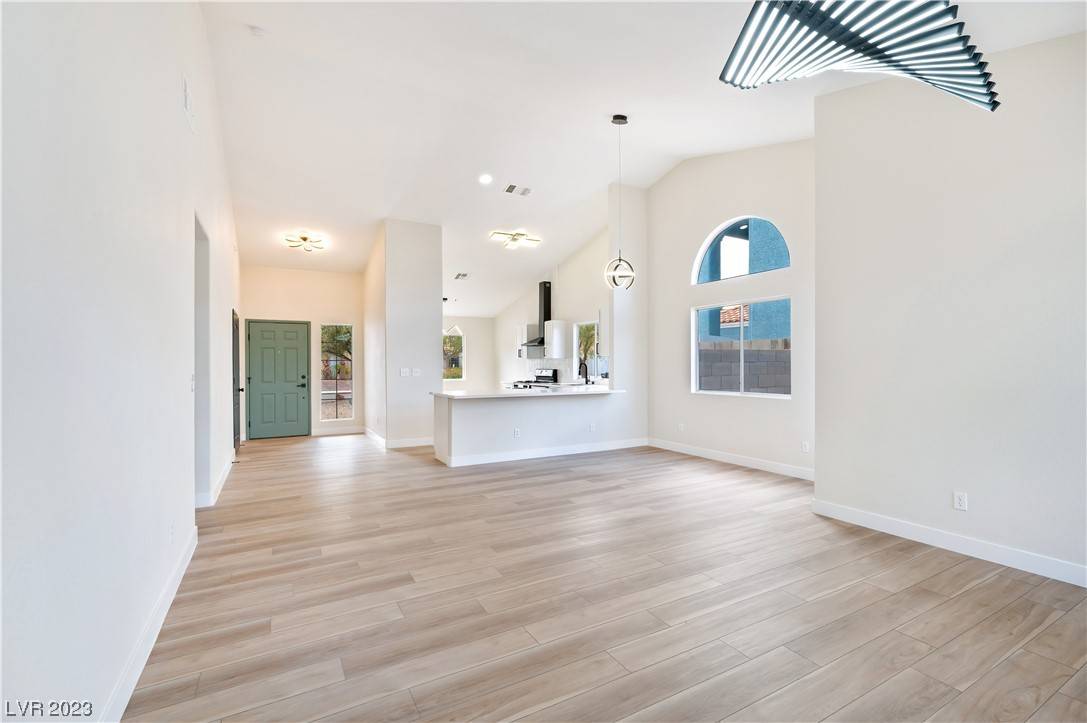 Henderson, NV 89014,306 Rodarte ST