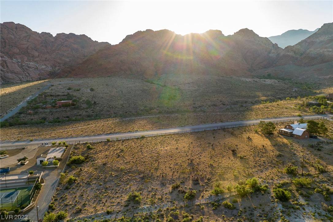 Las Vegas, NV 89161,Sandstone DR