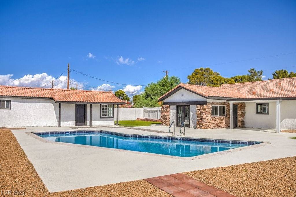 Las Vegas, NV 89120,2663 Casey DR