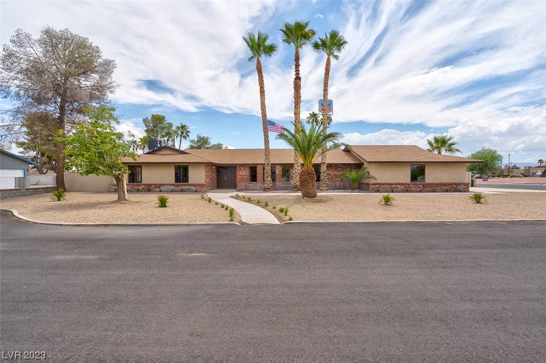 Las Vegas, NV 89108,3240 Serene DR