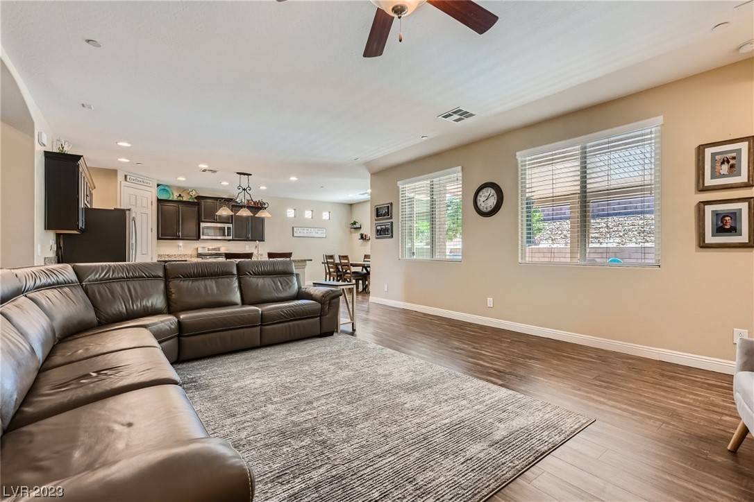 Henderson, NV 89002,249 Harwood Heights CT