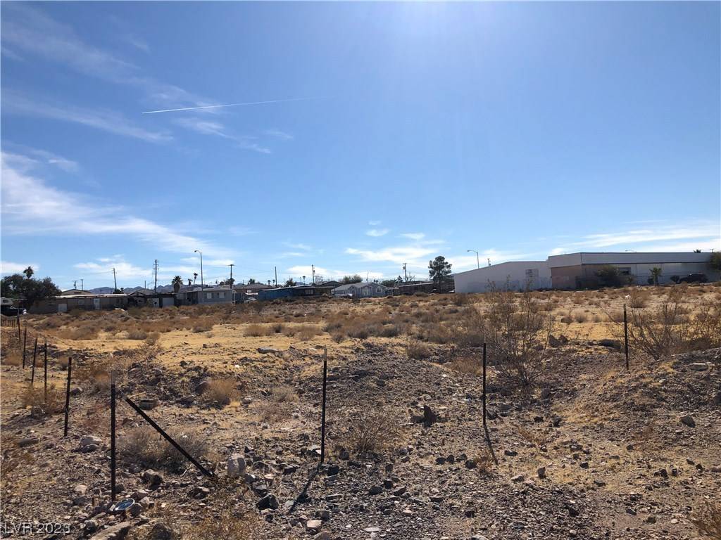 Henderson, NV 89015,1120 Lake Mead Pkwy