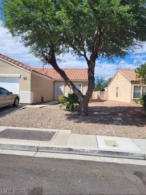 Henderson, NV 89011,893 Adobe Flat DR