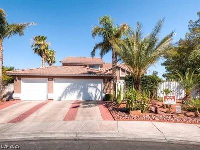 Las Vegas, NV 89108,2400 Goldenmoon ST