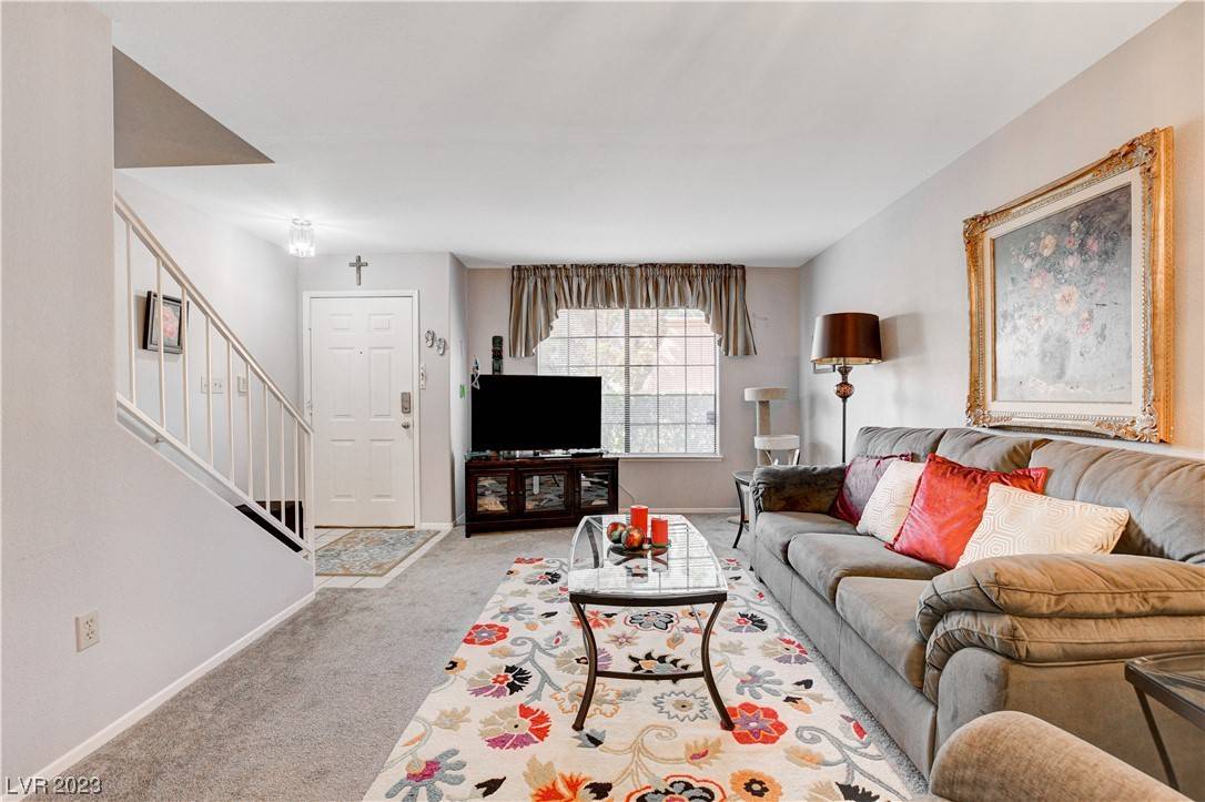Las Vegas, NV 89102,2851 S Valley View BLVD #1137B