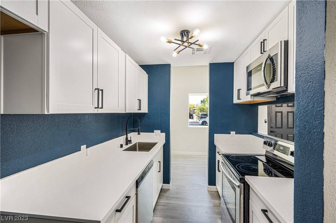 Las Vegas, NV 89110,4572 Bingham AVE