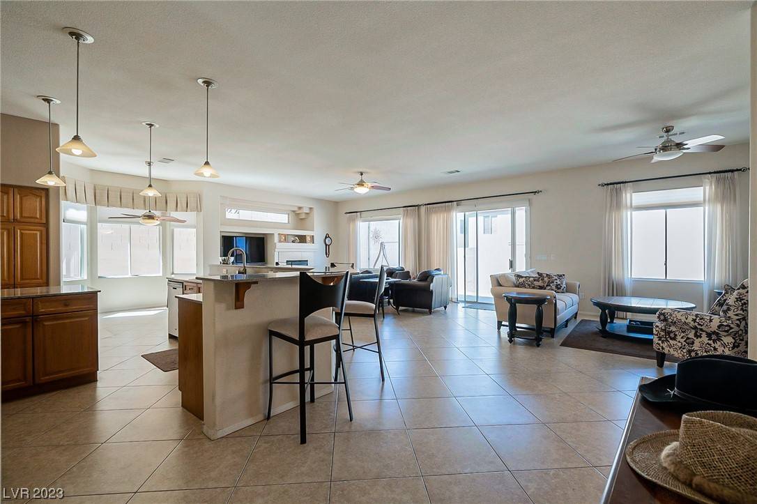 Henderson, NV 89002,728 Tossa De Mar AVE