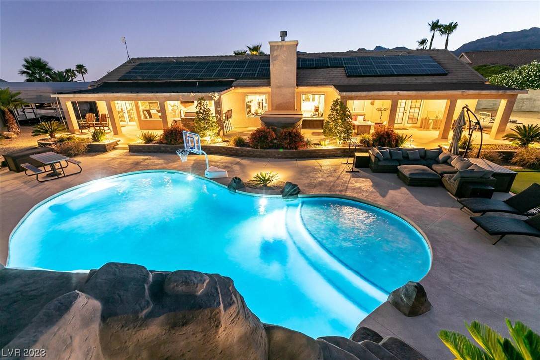 Las Vegas, NV 89149,10260 W Tropical Pkwy