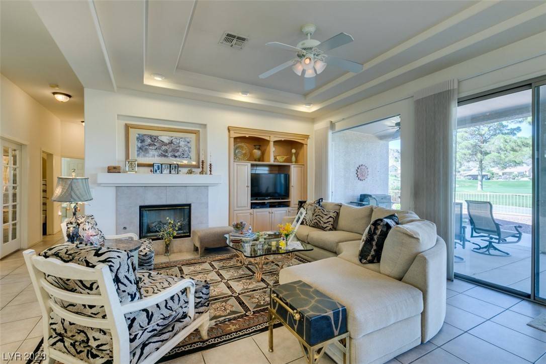 Henderson, NV 89012,601 Mountain Links DR