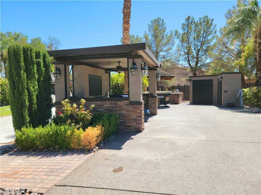 Las Vegas, NV 89139,8175 Arville ST #176