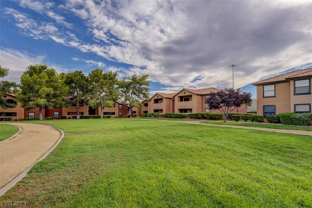 Las Vegas, NV 89108,2451 N Rainbow BLVD #2136