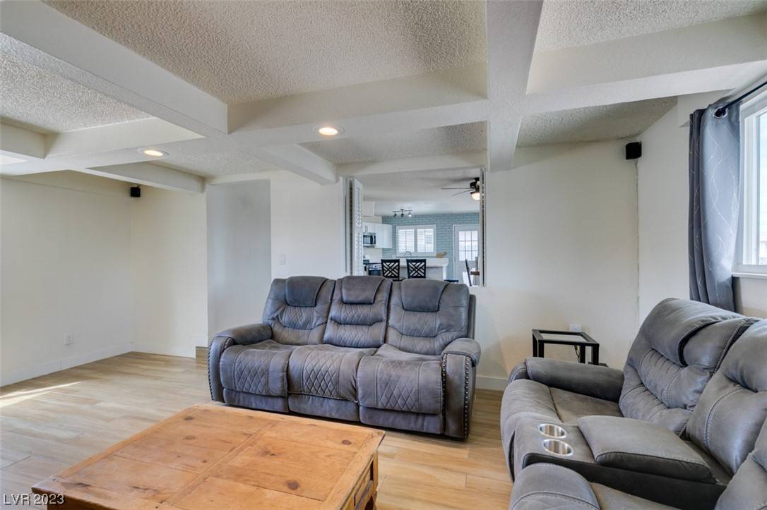 Las Vegas, NV 89121,4905 Rita DR
