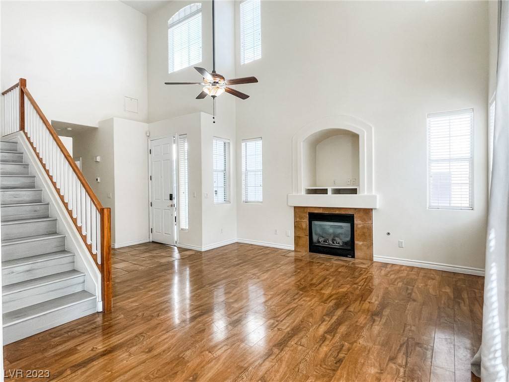 Las Vegas, NV 89145,972 Prestwick ST