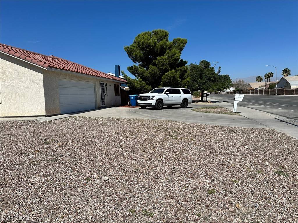 Las Vegas, NV 89108,2817 N Michael WAY