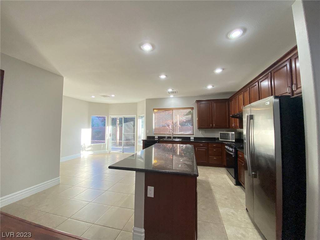 Las Vegas, NV 89178,9131 Dutch Oven CT