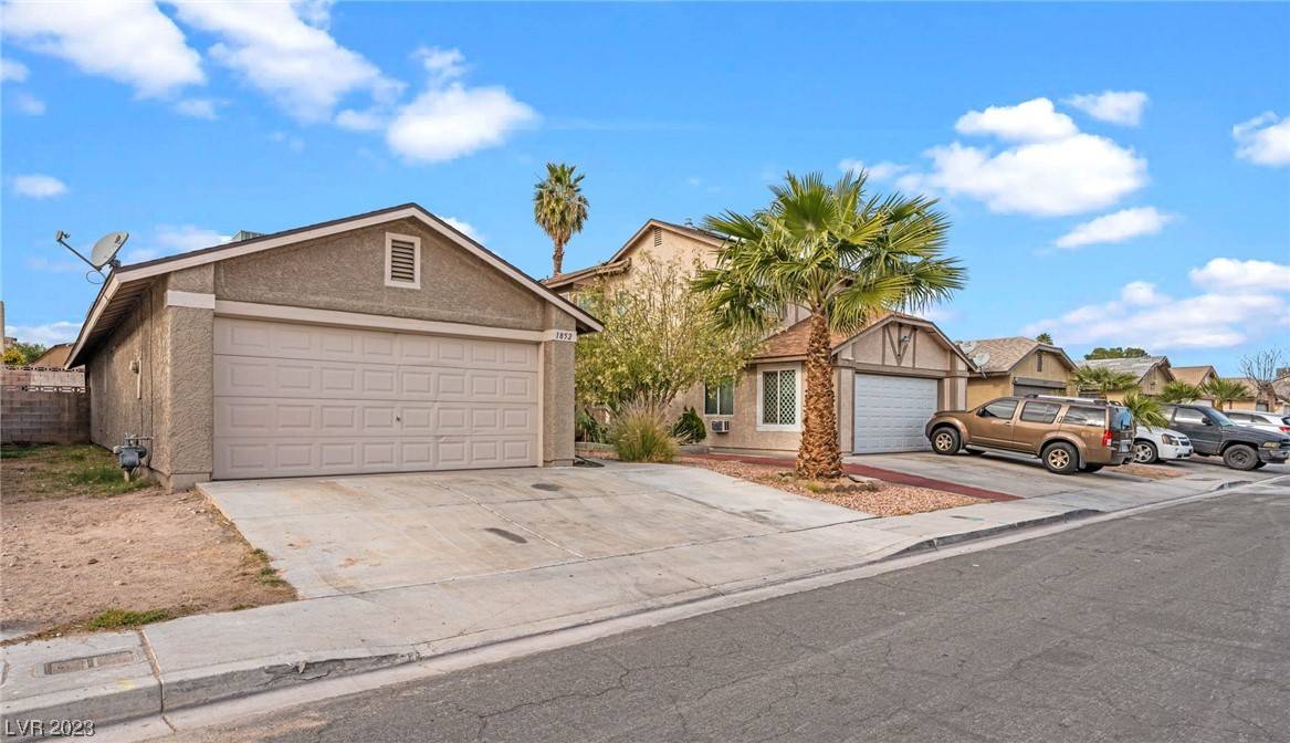 Las Vegas, NV 89108,1852 Ann Greta DR