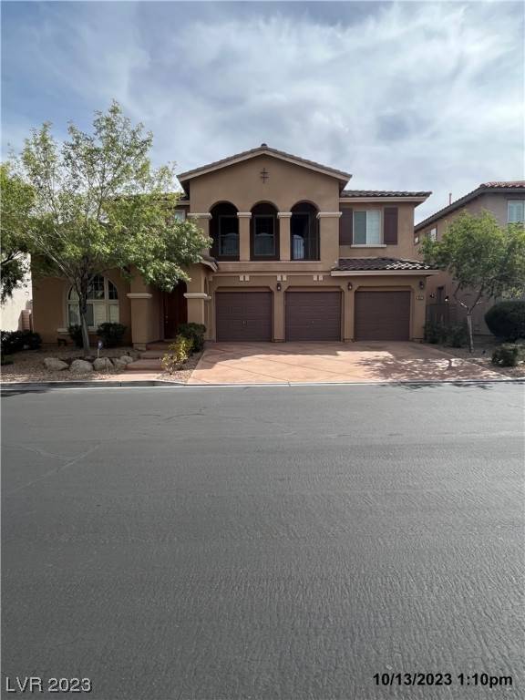 Las Vegas, NV 89138,932 White Feather LN