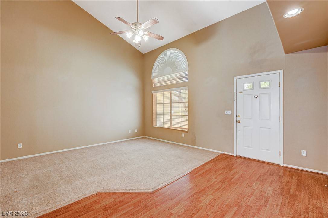 Las Vegas, NV 89183,9886 Silver Pebble ST