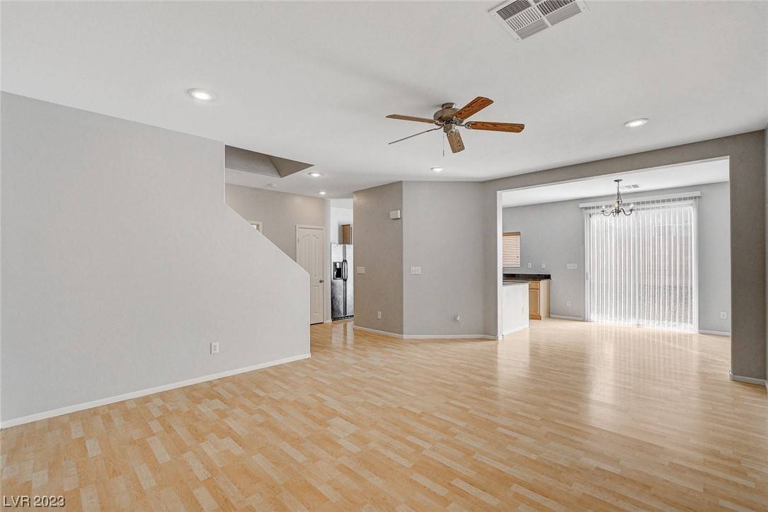 Las Vegas, NV 89183,39 Harbor Pines CT