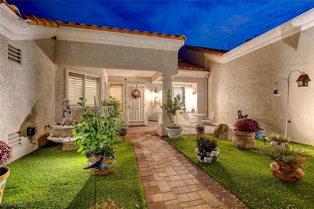Las Vegas, NV 89134,8628 Prairie Hill DR