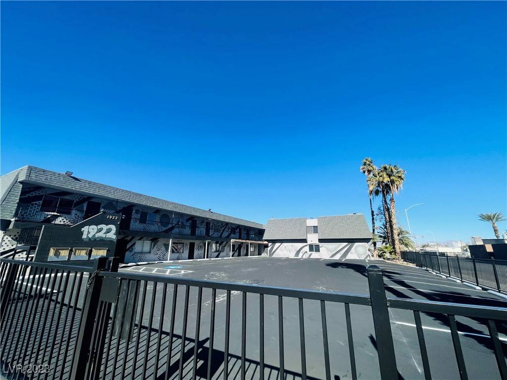 Las Vegas, NV 89102,1922 Fairfield AVE #102
