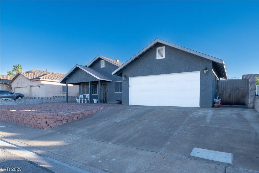 Henderson, NV 89015,527 Buchanan AVE