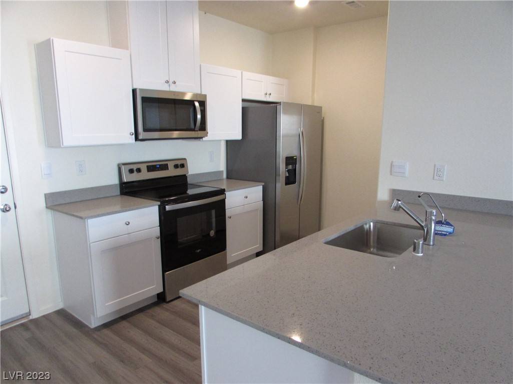 Henderson, NV 89002,472 Secret Cove CT #42