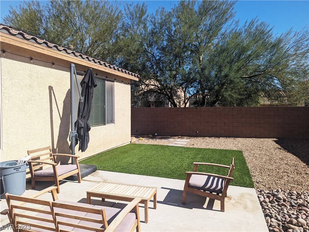 Las Vegas, NV 89179,7377 Horizon Rock AVE