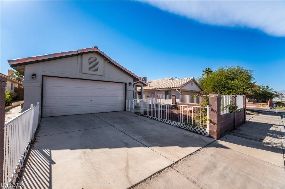 Las Vegas, NV 89156,6347 Dallaswood LN