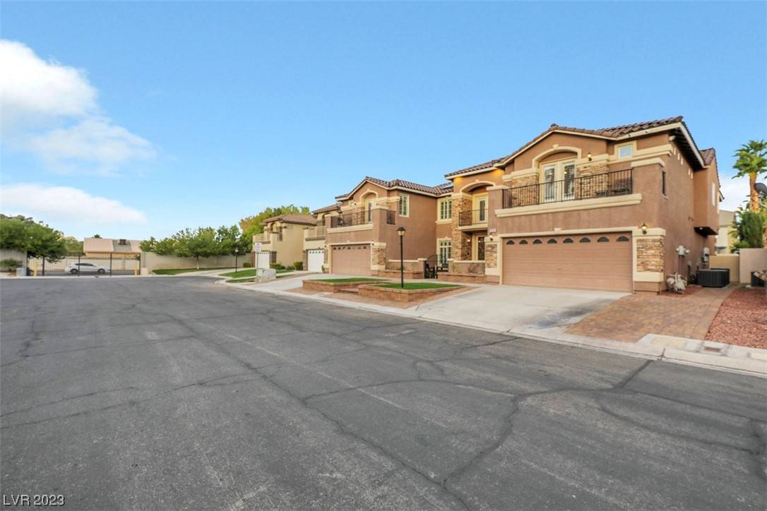 Las Vegas, NV 89183,10132 Arkell CT