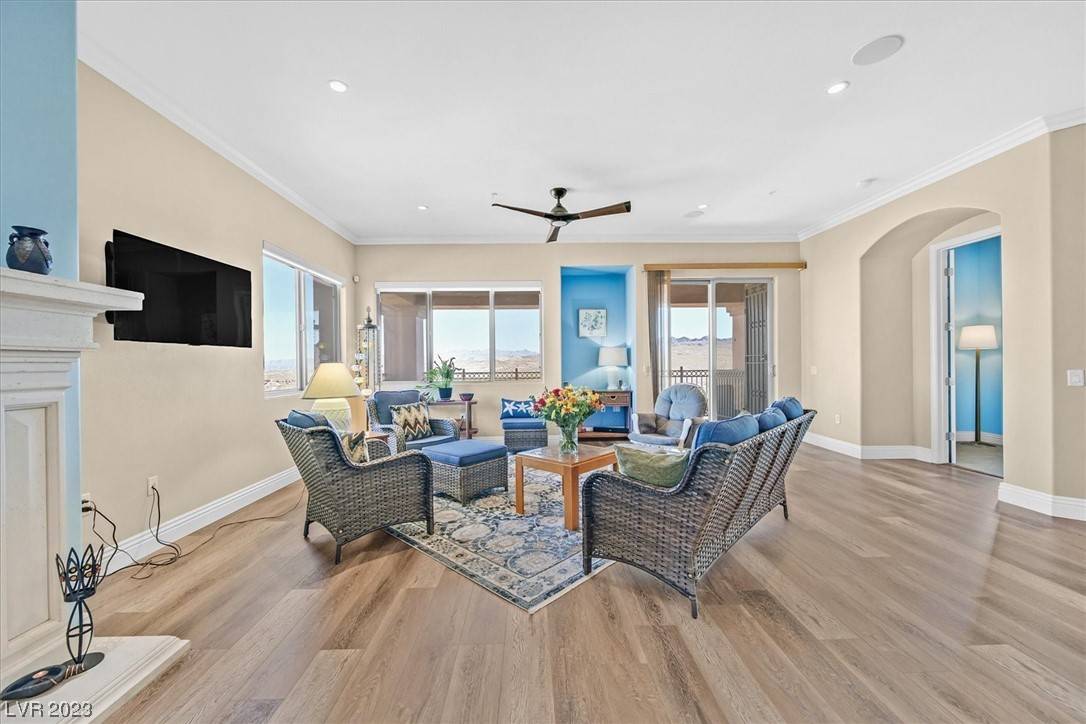 Henderson, NV 89011,30 Via Mantova #405