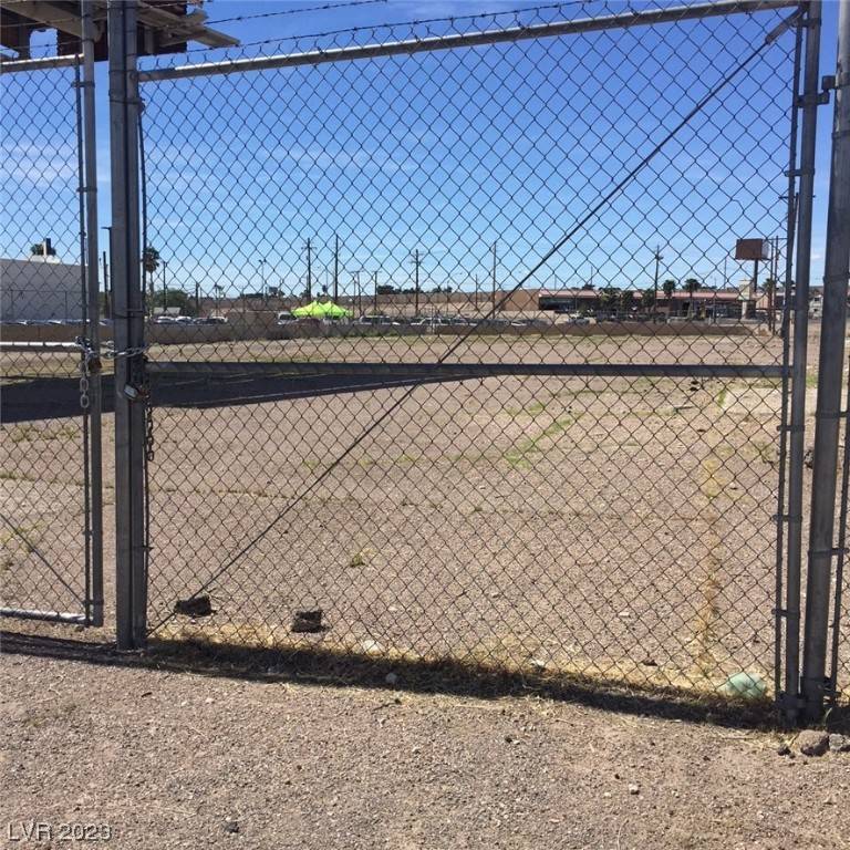 Las Vegas, NV 89121,4100 Boulder HWY