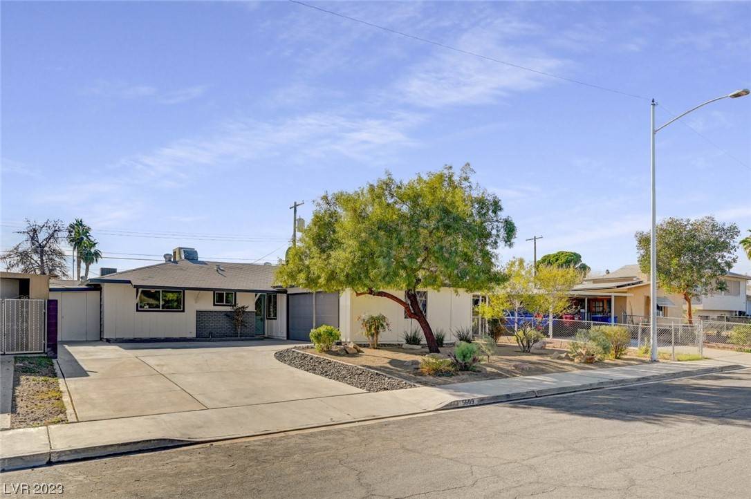 Las Vegas, NV 89108,5609 Reiter AVE