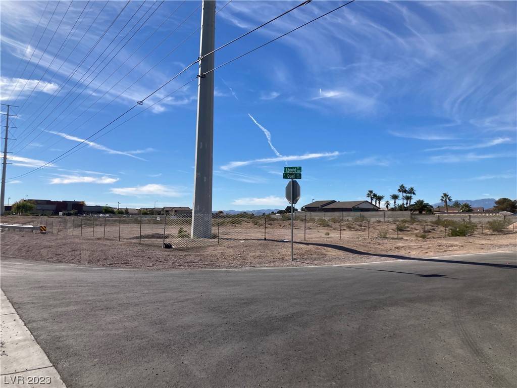 Las Vegas, NV 89118,Edmond ST