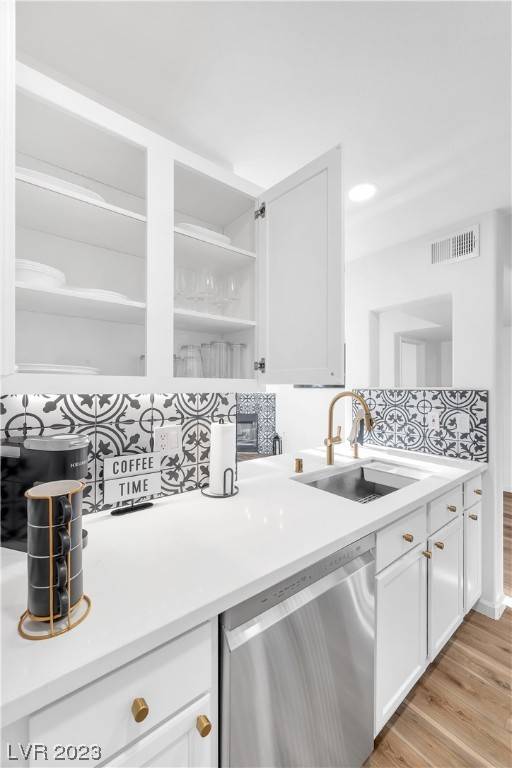 Henderson, NV 89052,950 Seven Hills DR #2825