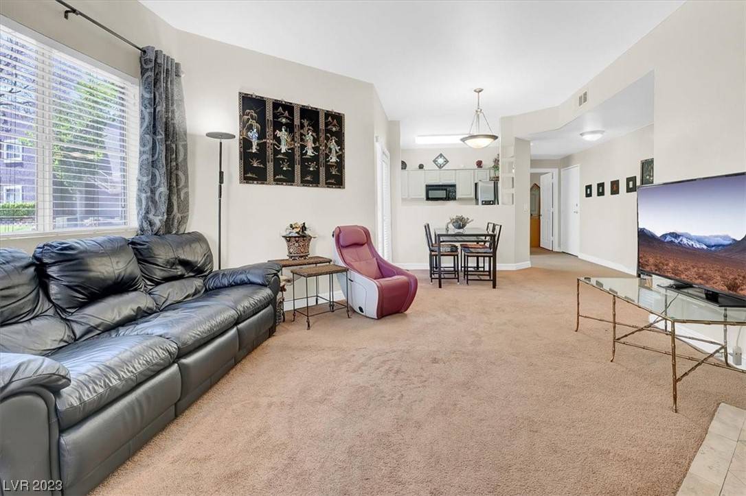 Las Vegas, NV 89118,5250 S Rainbow BLVD #1002