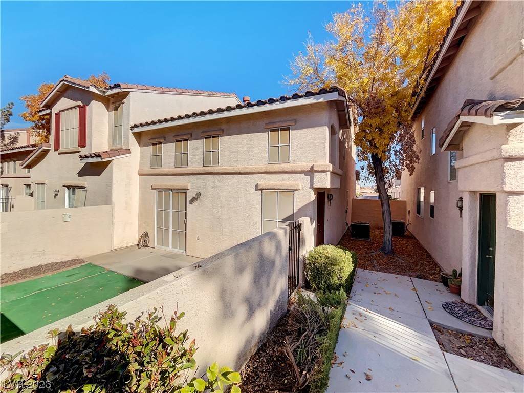 Las Vegas, NV 89123,9661 Belle Amour LN