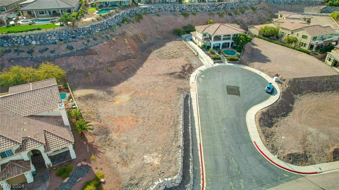 Boulder City, NV 89005,370 Crystal CT