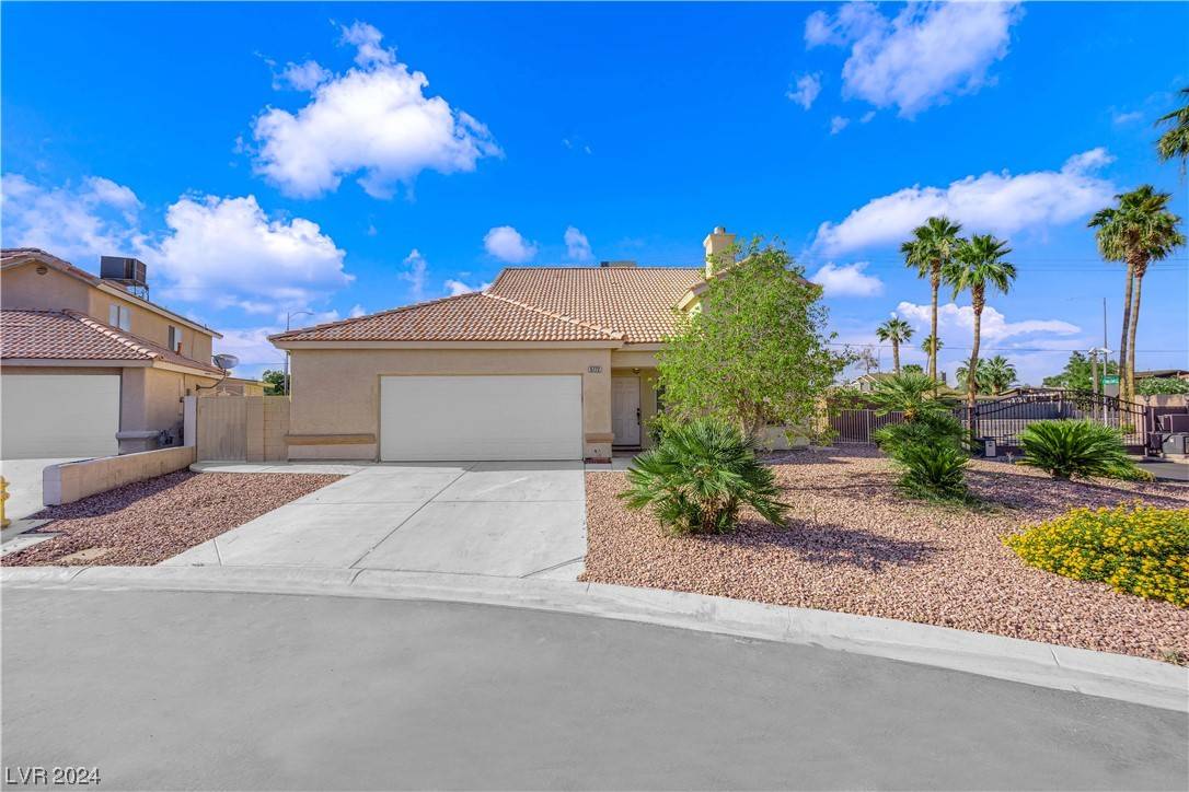 Las Vegas, NV 89110,5772 Sunny Orchard