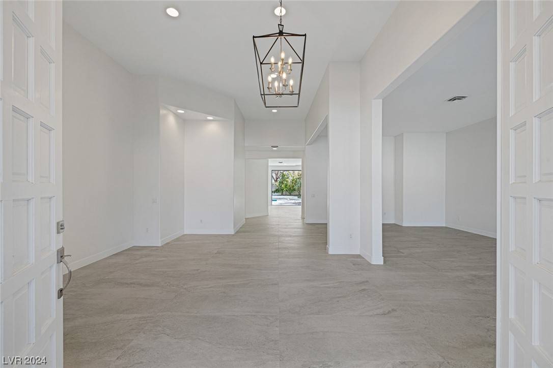 Henderson, NV 89074,2204 Versailles CT