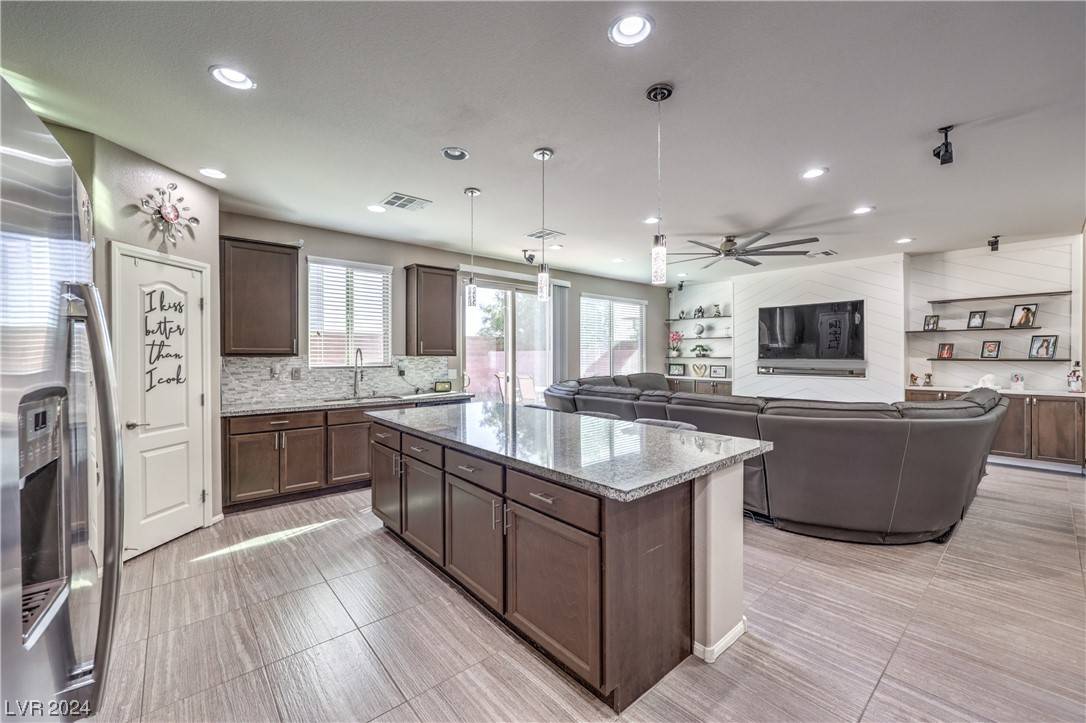 Las Vegas, NV 89148,4926 Guysborough ST