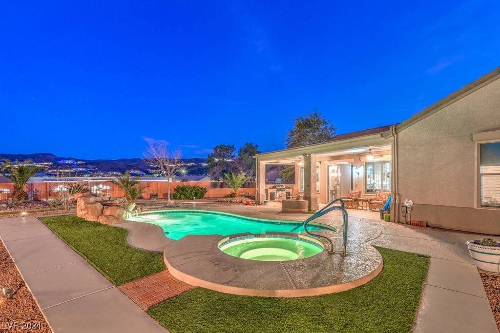 Henderson, NV 89012,1988 Poppywood AVE