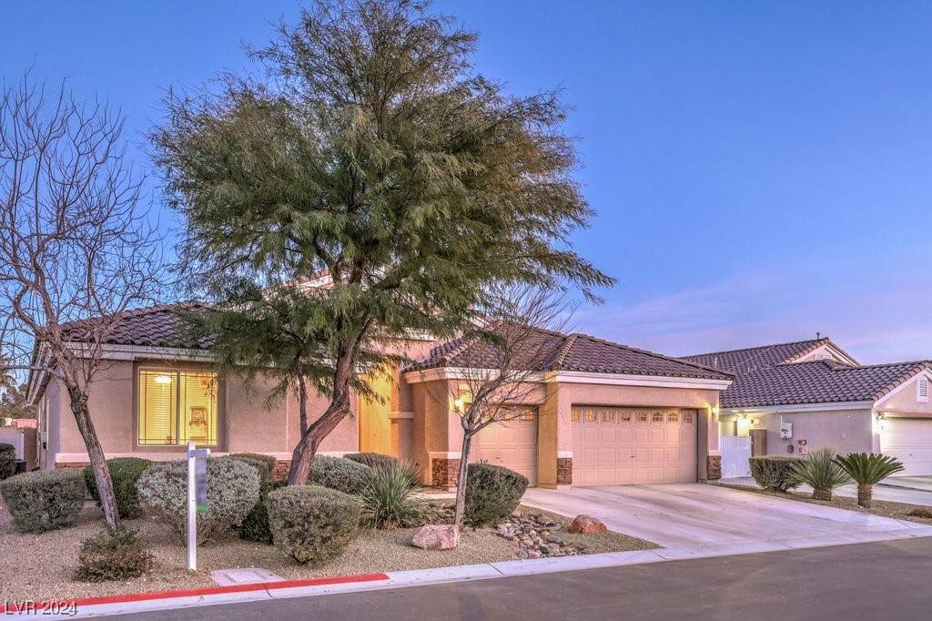 Las Vegas, NV 89130,5018 Mirage Garden ST