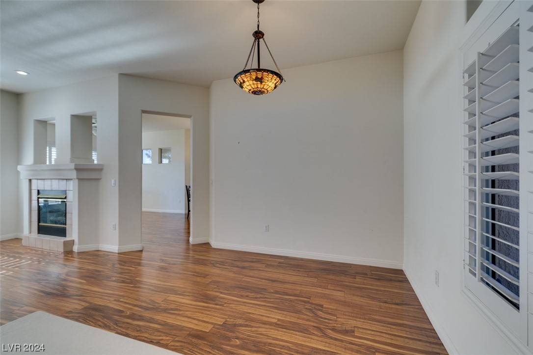Las Vegas, NV 89134,10821 Mission Lakes AVE