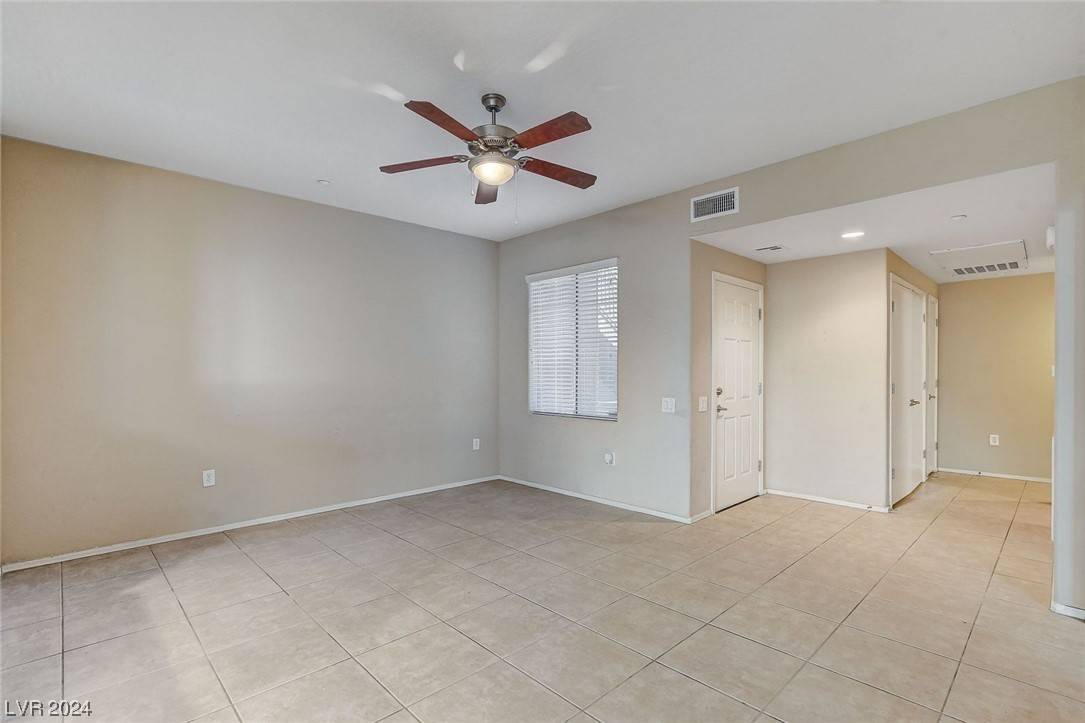North Las Vegas, NV 89084,6780 Abruzzi DR #102