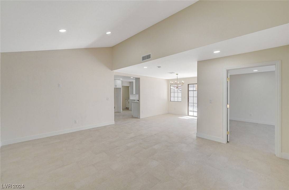 Las Vegas, NV 89119,3987 Tudur LN