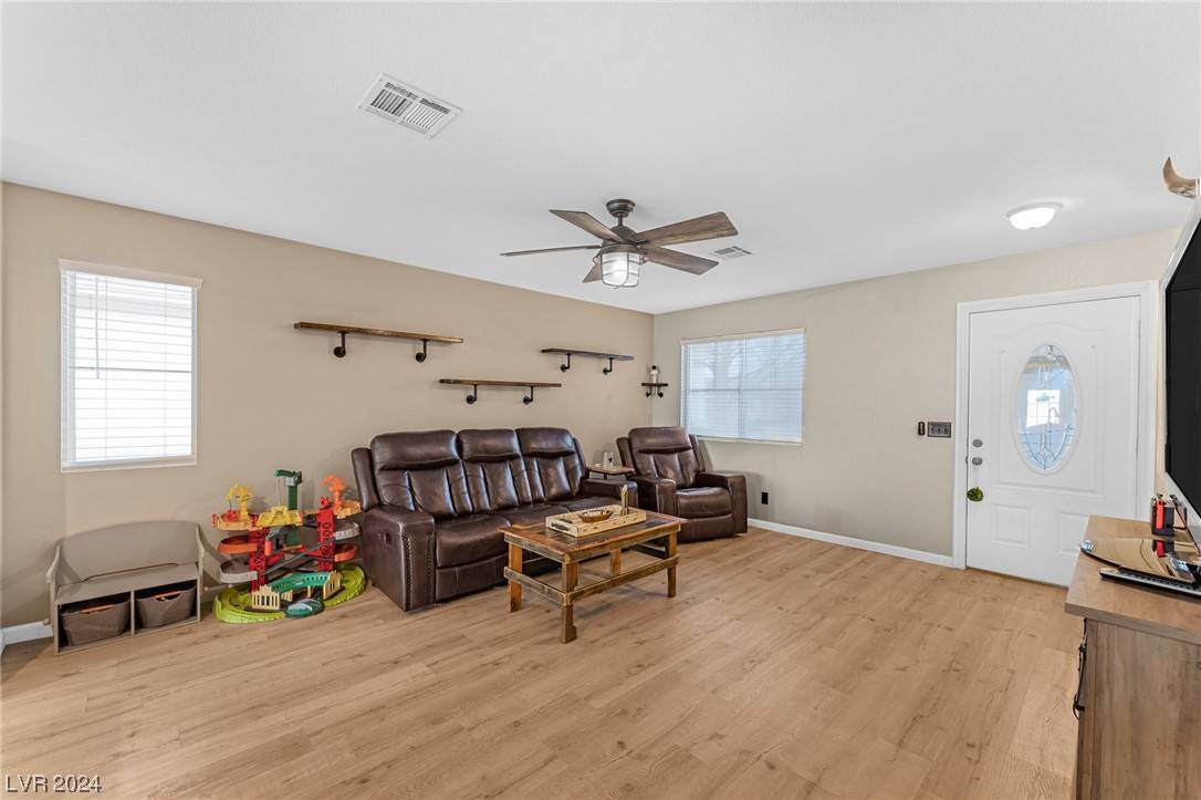 Las Vegas, NV 89131,6841 Rosinwood ST