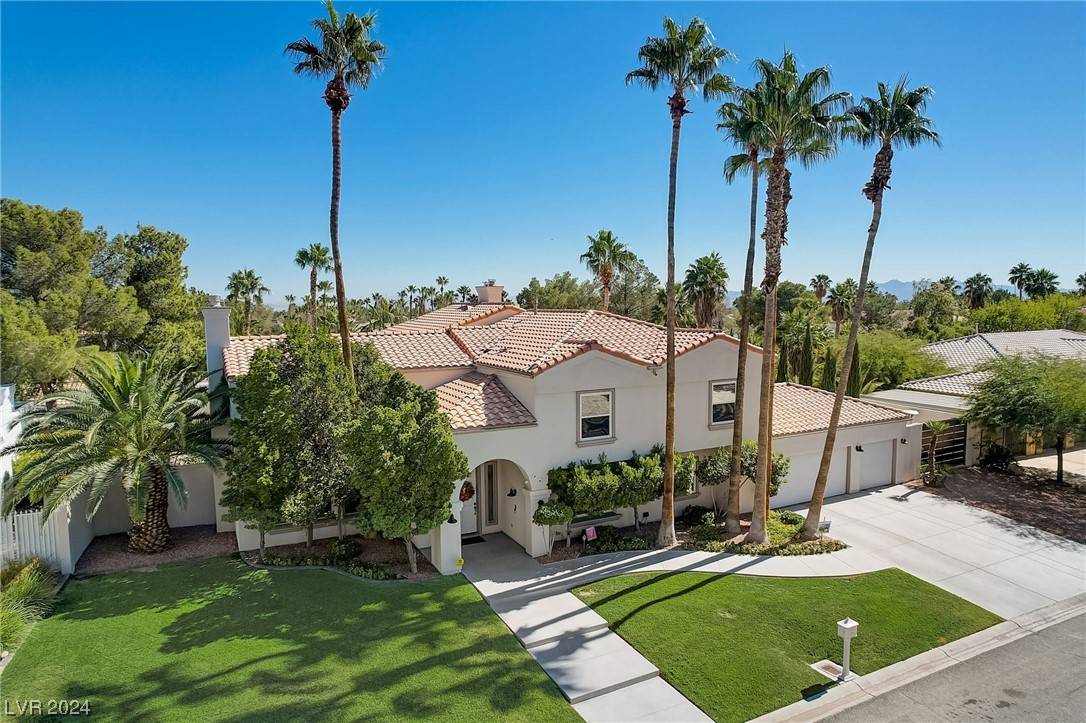 Las Vegas, NV 89117,2060 Palm Canyon CT