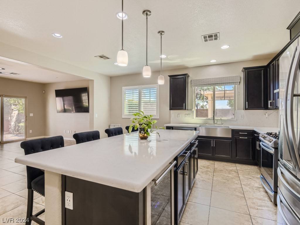 Las Vegas, NV 89166,6410 Cameron Park ST