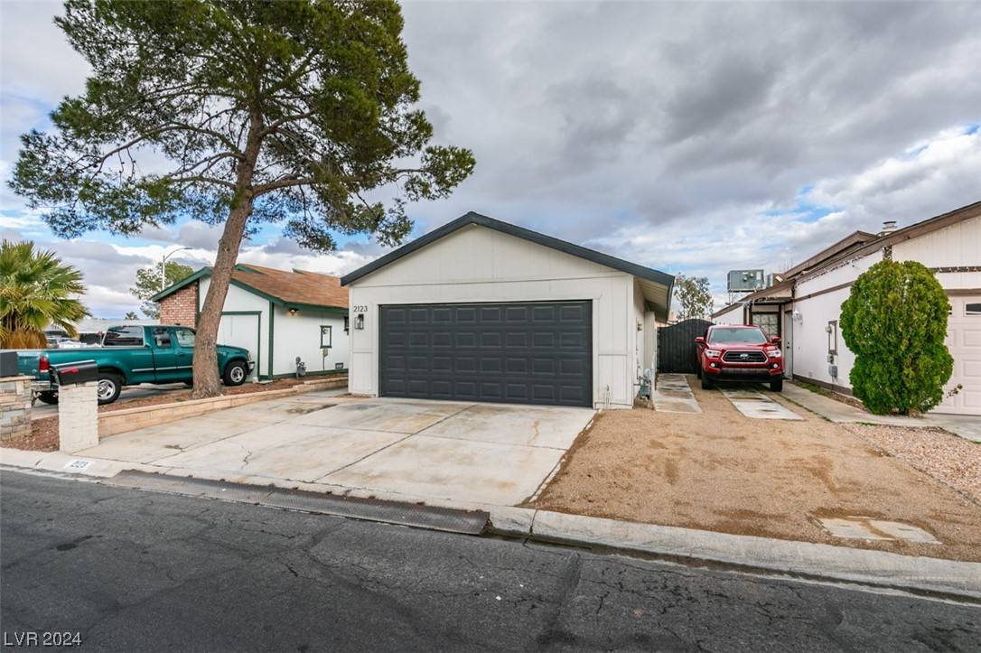 Las Vegas, NV 89108,2123 San Simeon ST